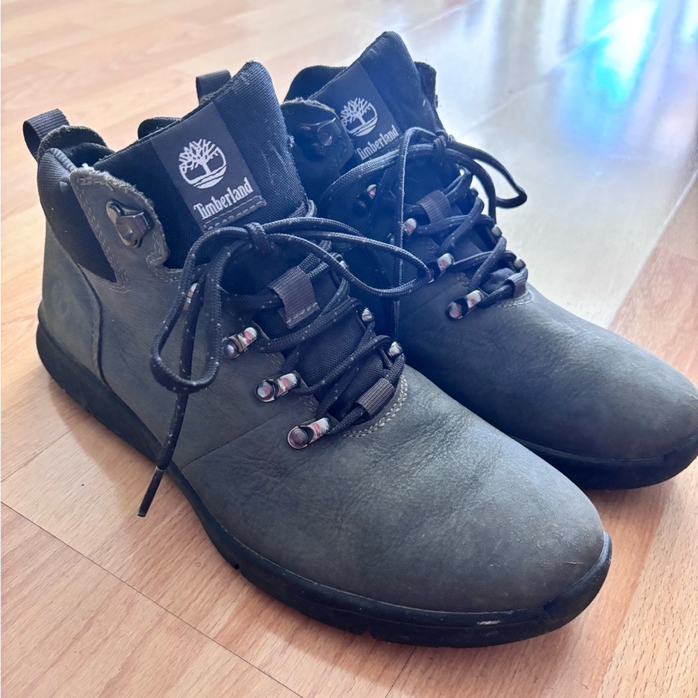 Timberland Men’s Boltero Mid Hiker Boots